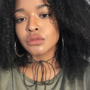 Meet your Posher, Imani